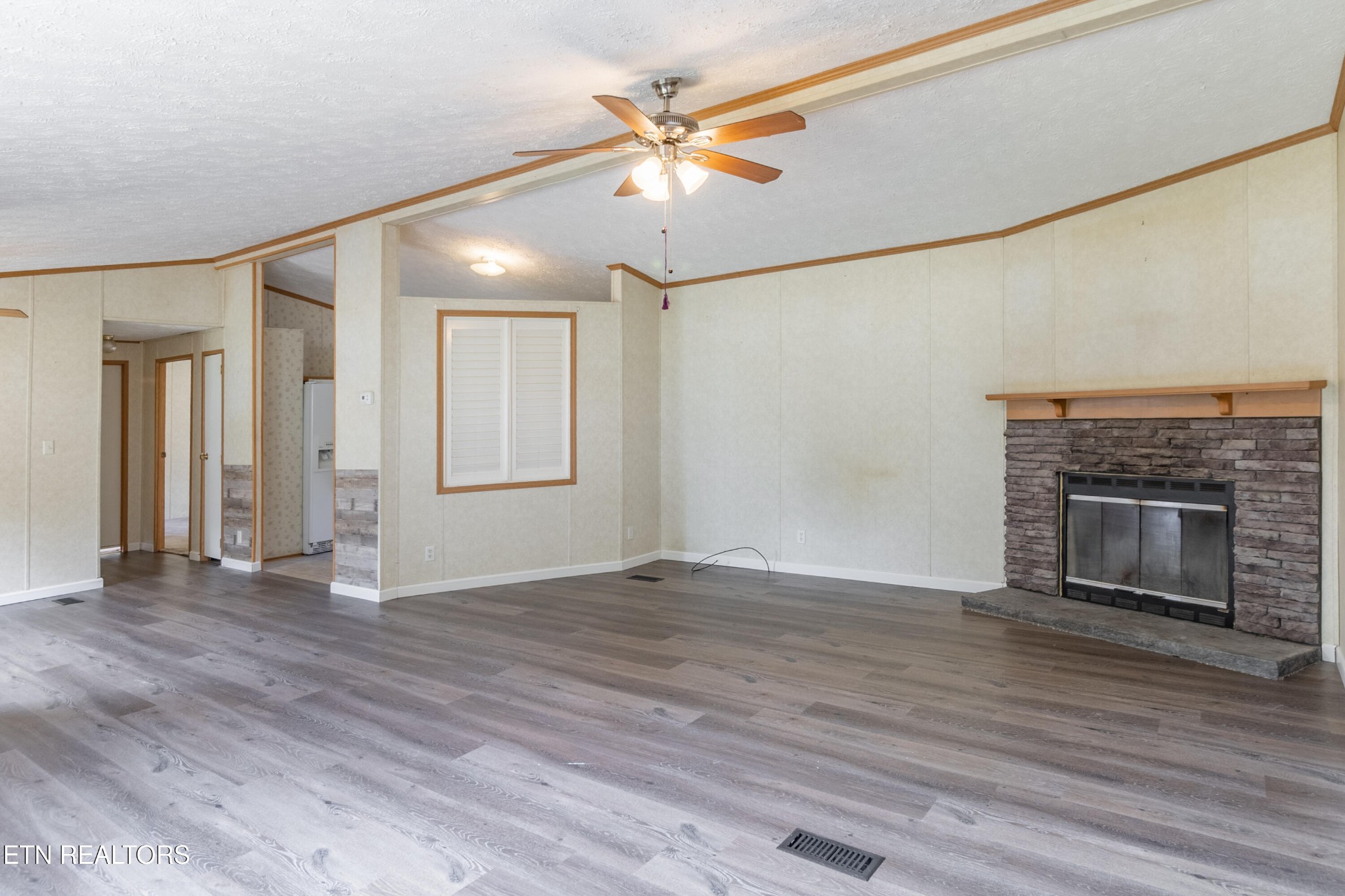 159 Cutters Lane Clinton, TN 37716 - Photo 3 of 34 Gallery Image 3