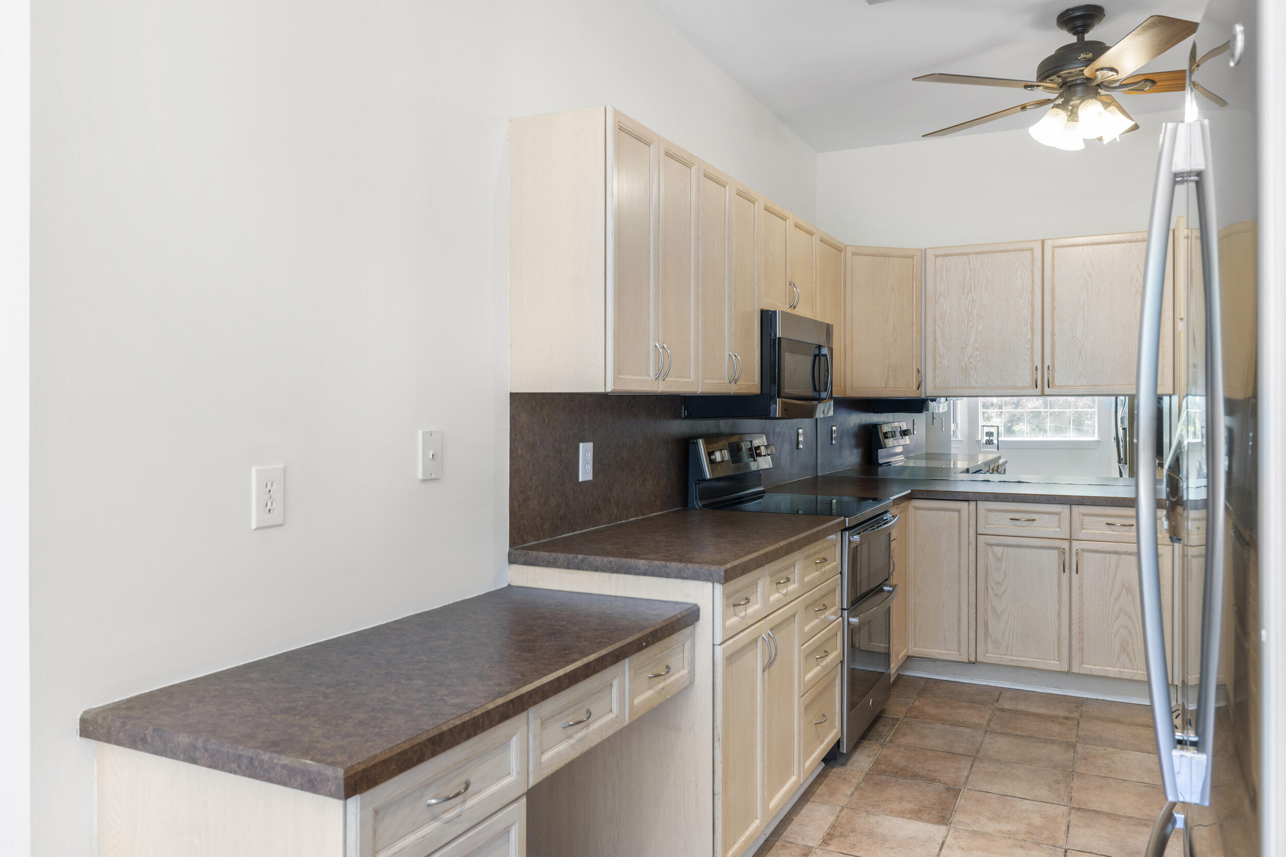2907 Foxhall Road Charleston, SC 29414 - Photo 23 of 63 16_2907 fox hall rd-(interior)-_mgc3581