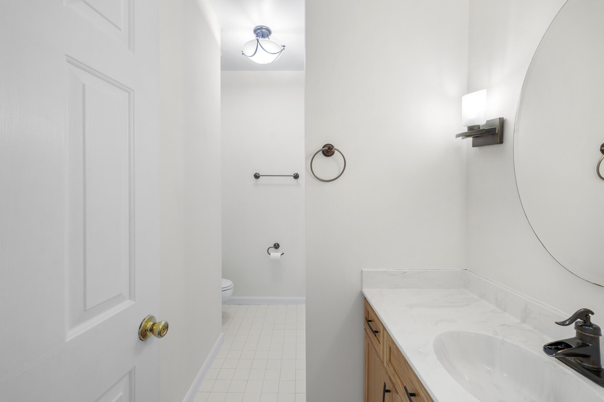 2907 Foxhall Road Charleston, SC 29414 - Photo 44 of 63 41_2907 fox hall rd-(interior)-_mgc3686