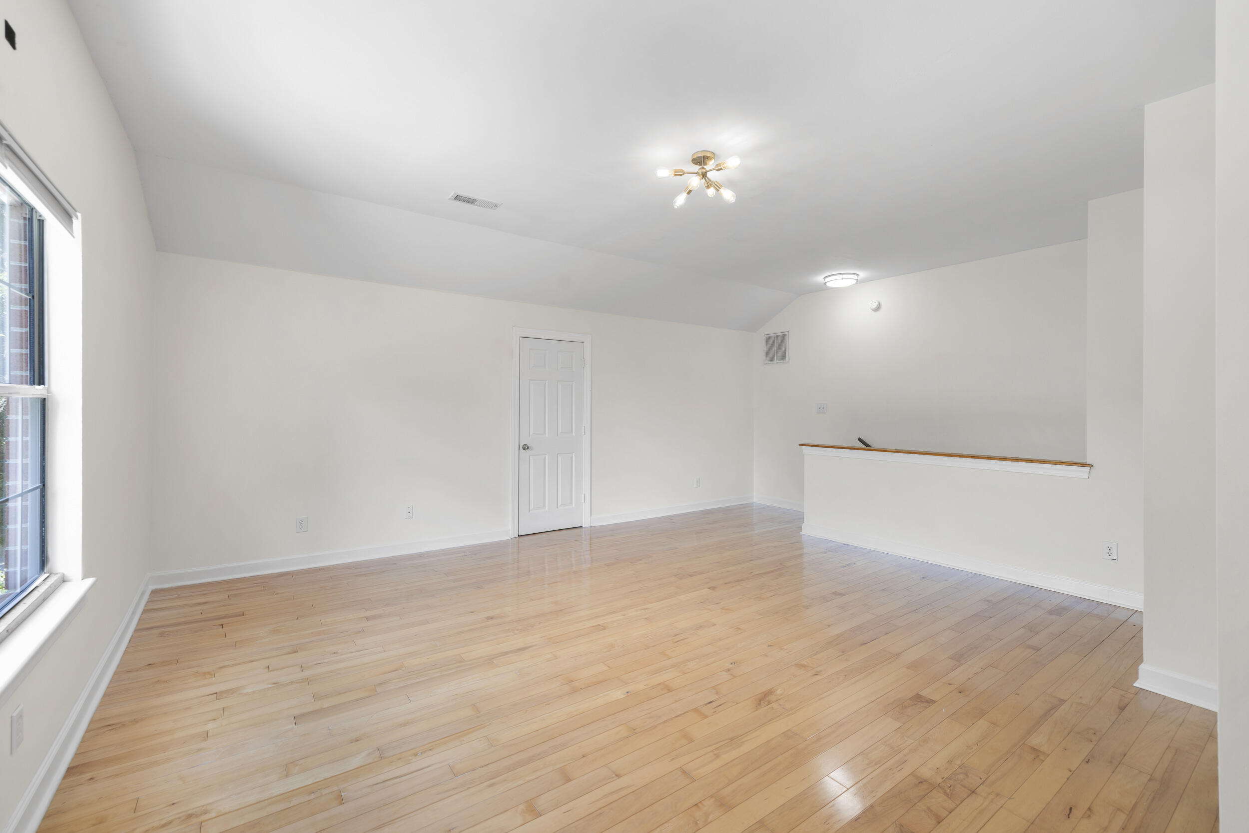 2907 Foxhall Road Charleston, SC 29414 - Photo 47 of 63 49_2907 fox hall rd-(interior)-_mgc3725