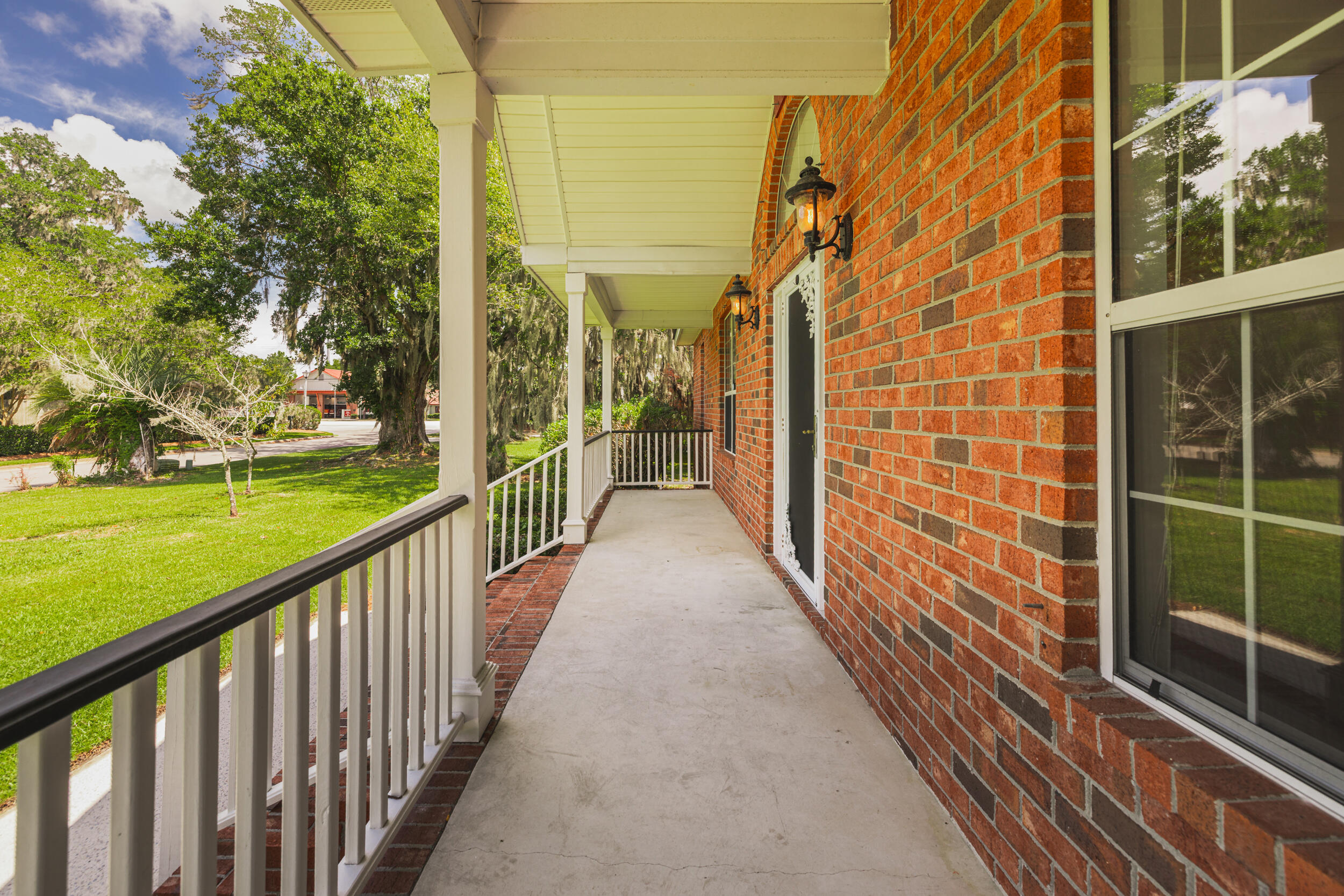 2907 Foxhall Road Charleston, SC 29414 - Photo 7 of 63 7_2907 fox hall rd-(exterior)-_mgc3793