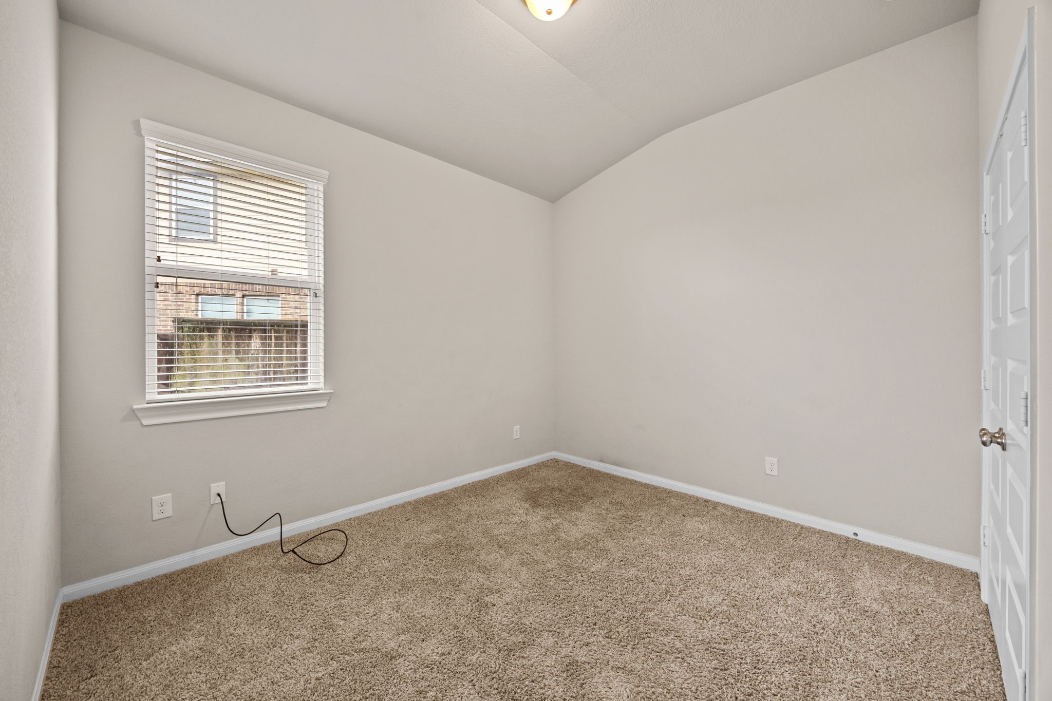 2406 Temple Crag Drive Rosharon, TX 77583 - Photo 22 of 26 This spacious secondary bedroom is currently being used as a home office.