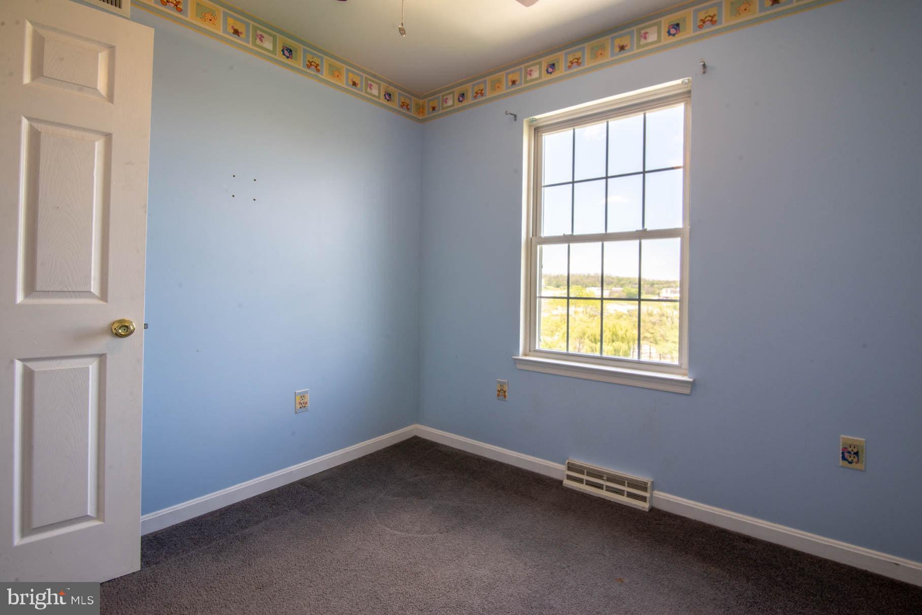 2923 Robin Road York, PA 17404 - Photo 23 of 36 Gallery Image 23