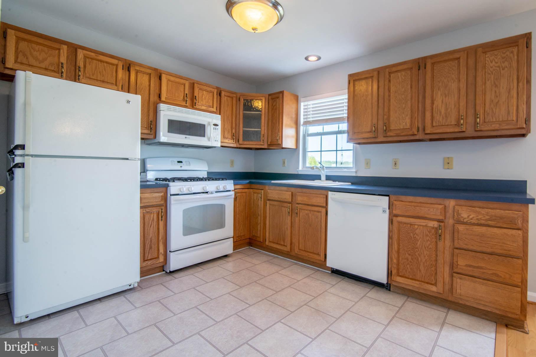 2923 Robin Road York, PA 17404 - Photo 10 of 36 Gallery Image 10