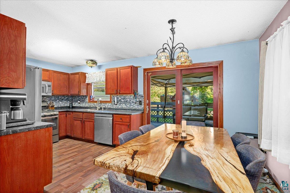 1919 West Arrowhead Road Duluth, MN 55811 - Photo 4 of 39 Gallery Image 4