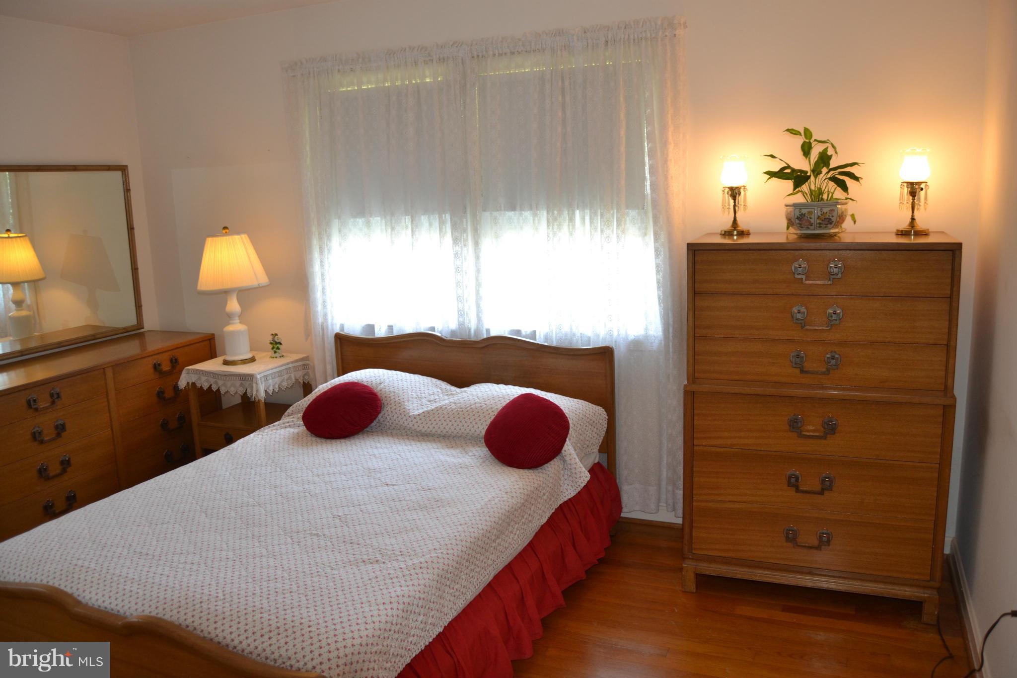 2613 Hughes Road Adelphi, MD 20783 - Photo 17 of 28 Bedroom (Master)
