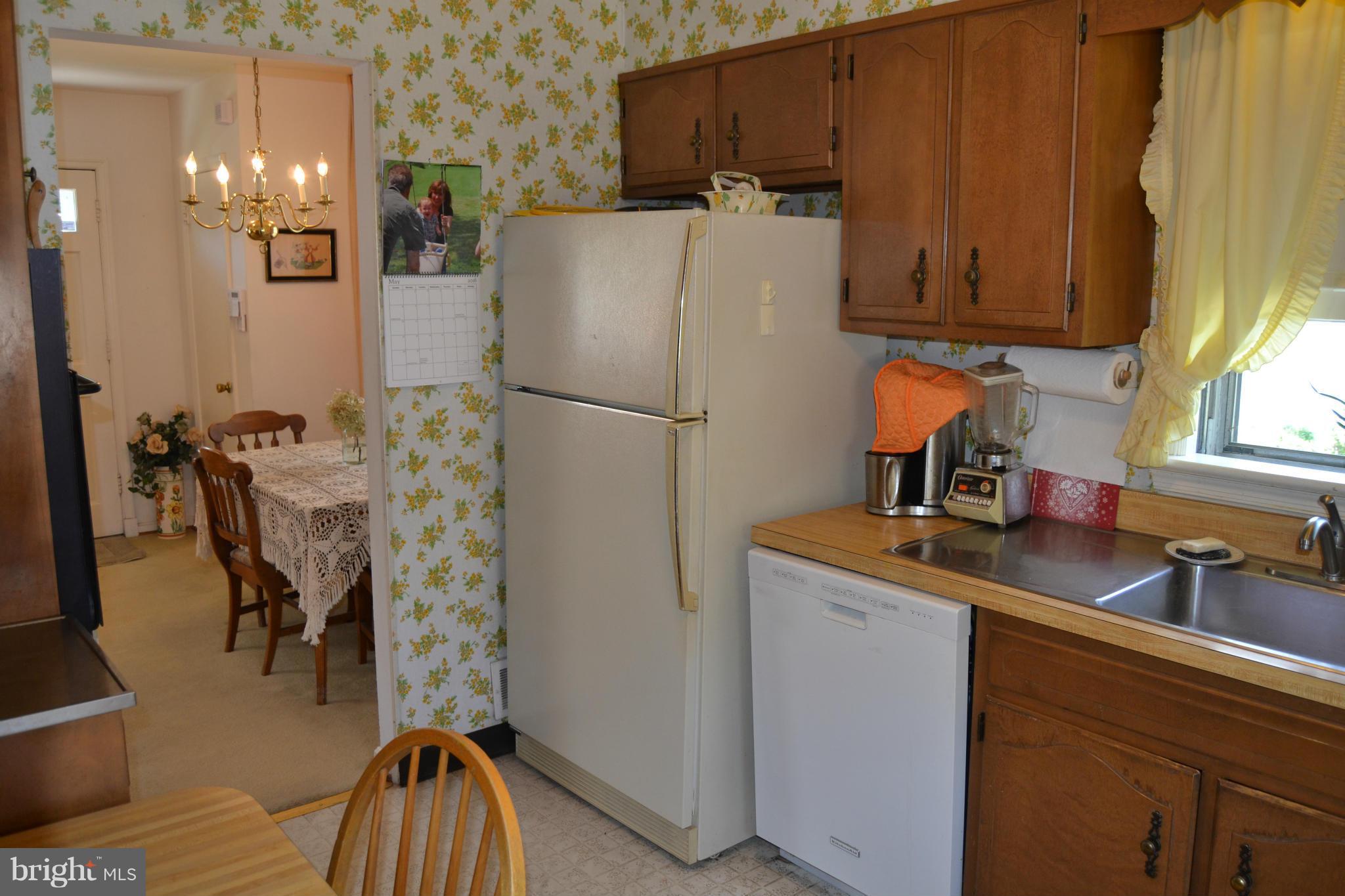 2613 Hughes Road Adelphi, MD 20783 - Photo 8 of 28 Kitchen