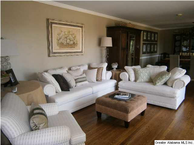 3317 Circle Hill Road Birmingham, AL 35243 - Photo 3 of 23