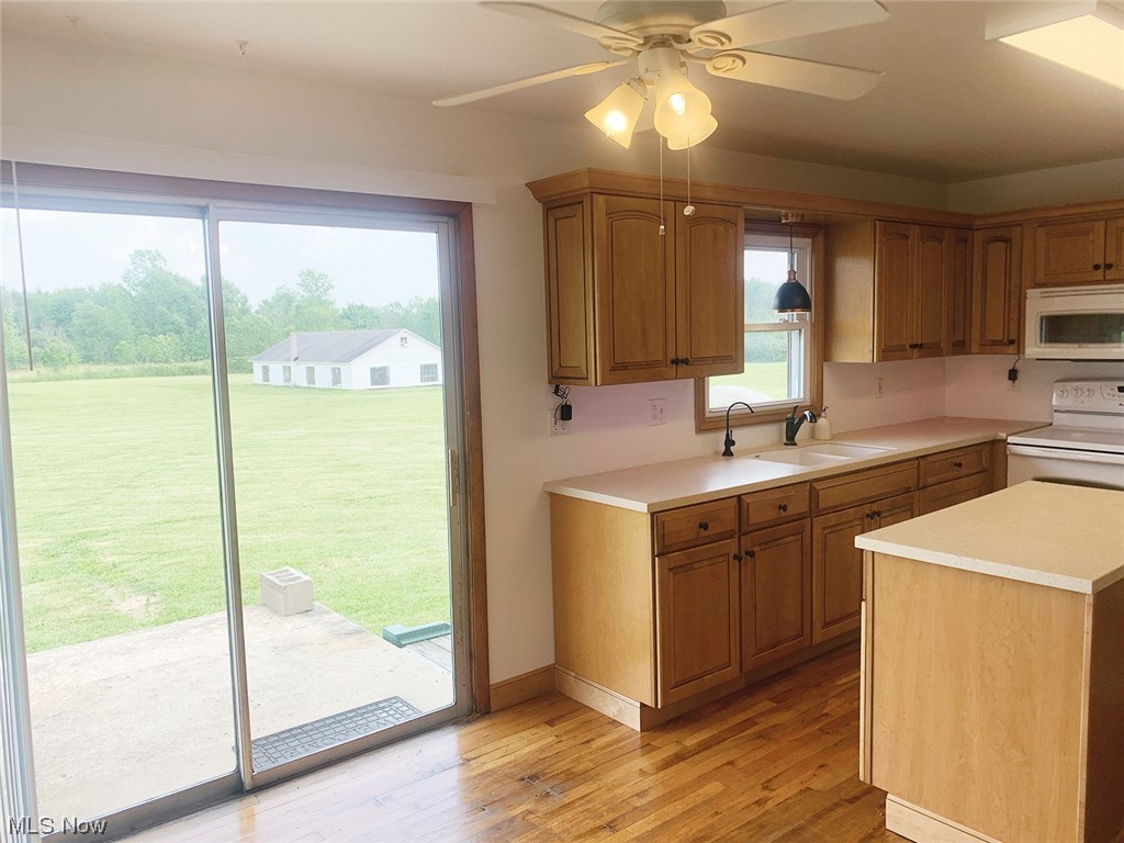 13991 Madison Road Middlefield, OH 44062 - Photo 9 of 12