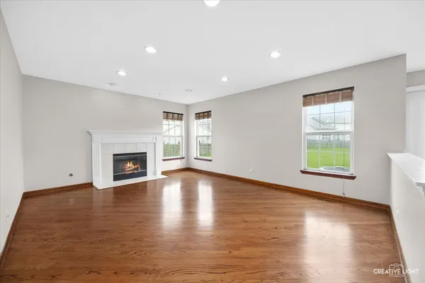 $3,500 | 2219 Beaumont Court, Aurora, IL 60502