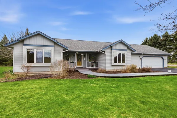 $645,000 | 333 Lake Shore Road, Grafton, WI 53024