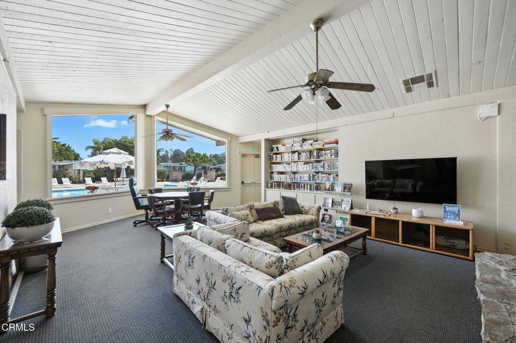 14 Tahquitz Court, Unit 213 Camarillo, CA 93012 - Photo 31 of 38 Clubhouse den