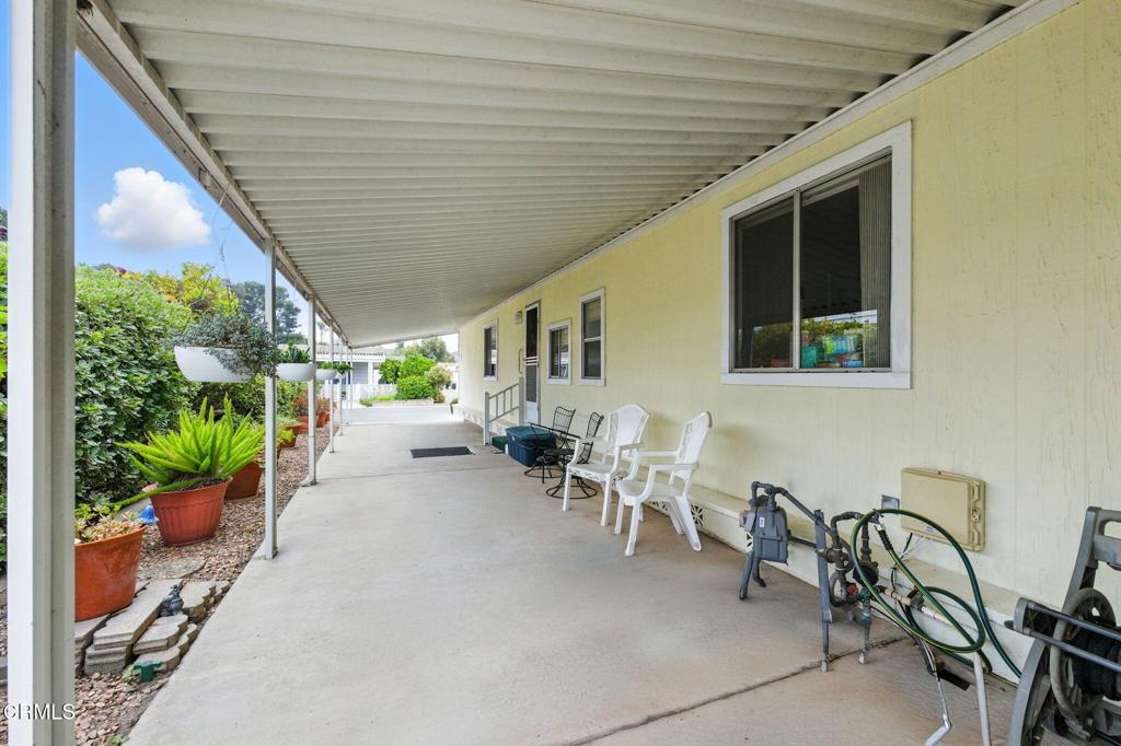 14 Tahquitz Court, Unit 213 Camarillo, CA 93012 - Photo 6 of 38 Front driveway