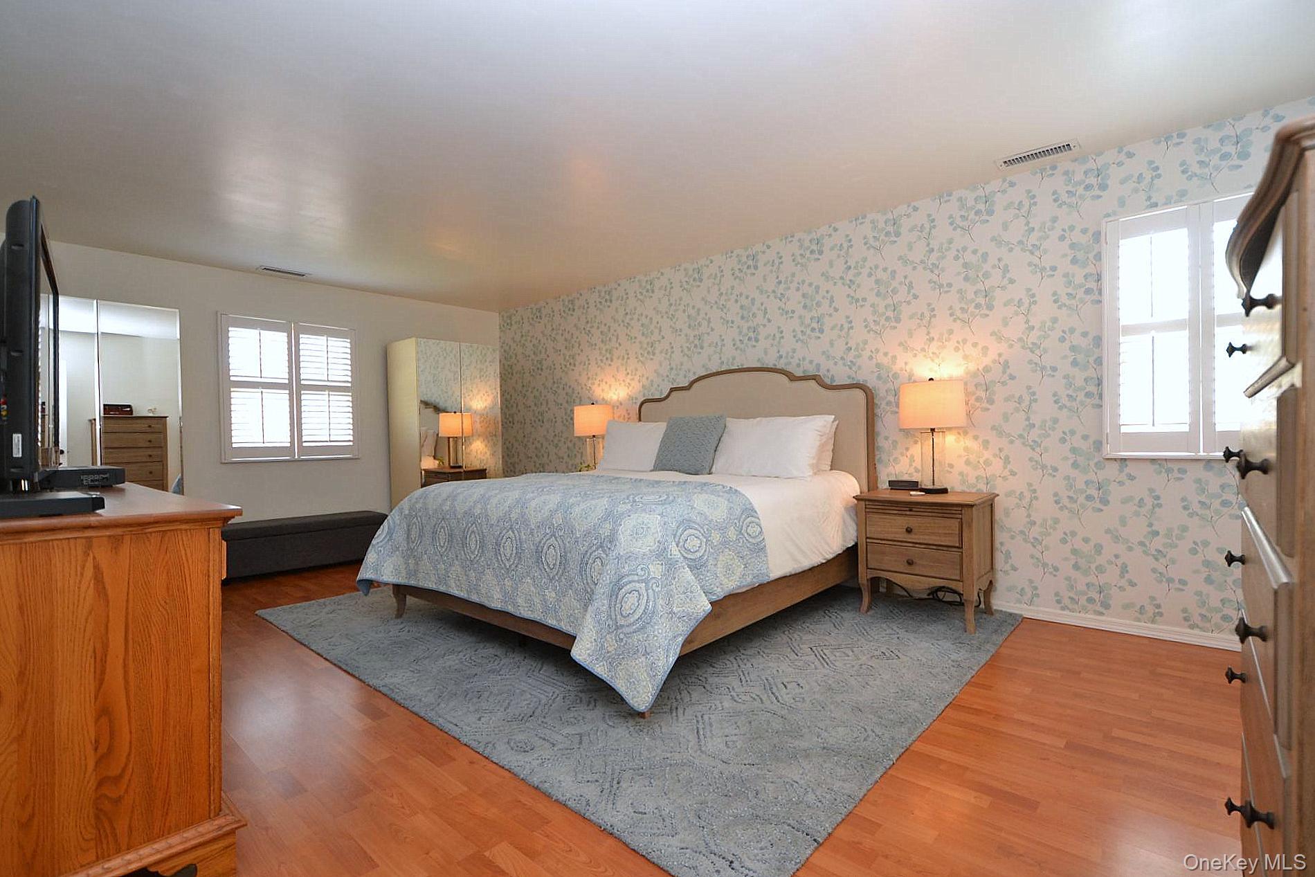 30 Myrtle Lane Patchogue, NY 11772 - Photo 15 of 25