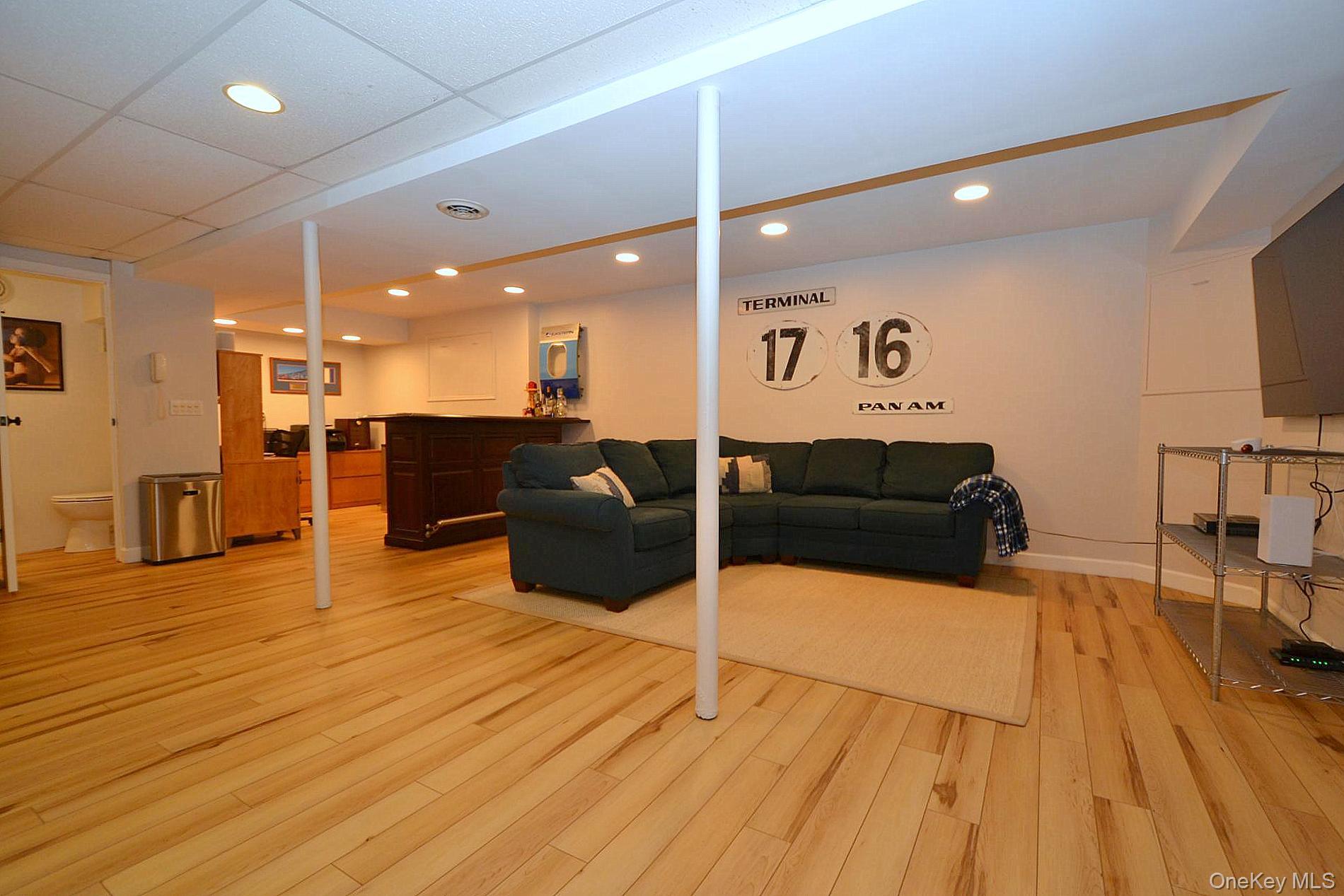 30 Myrtle Lane Patchogue, NY 11772 - Photo 17 of 25