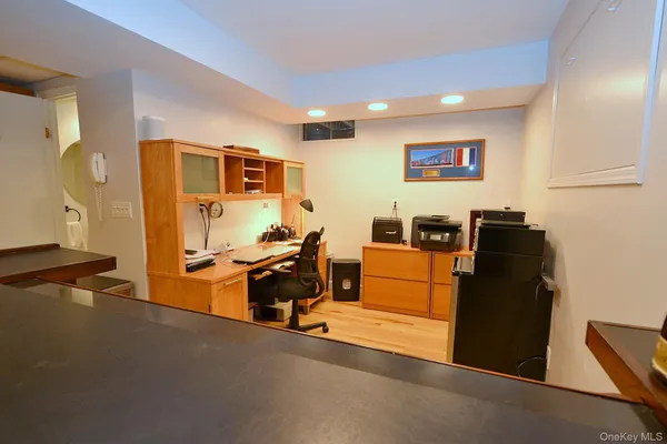 $899,990 | 30 Myrtle Lane, Patchogue, NY 11772