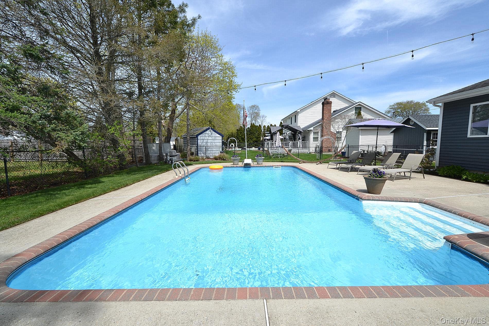 30 Myrtle Lane Patchogue, NY 11772 - Photo 23 of 25