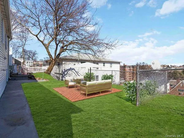 $589,000 | 37 New Avenue, Yonkers, NY 10704