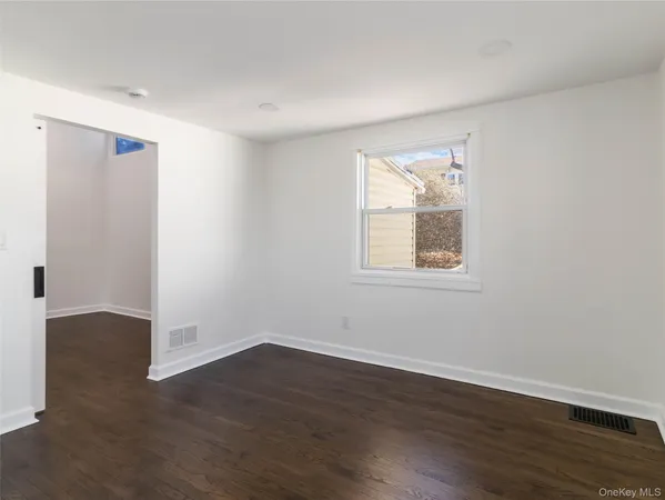 $589,000 | 37 New Avenue, Yonkers, NY 10704