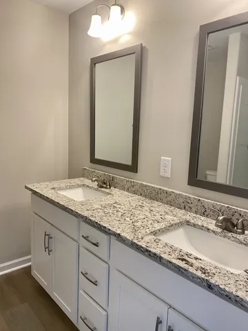 $1,495 | 943 Center Road, Unit A, Clarksville, TN 37042