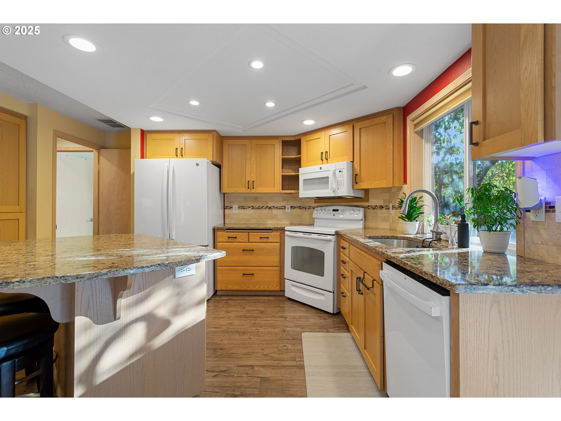 16051 Southwest Refectory Place Portland, OR 97224 - Photo 14 of 45 Gallery Image 14