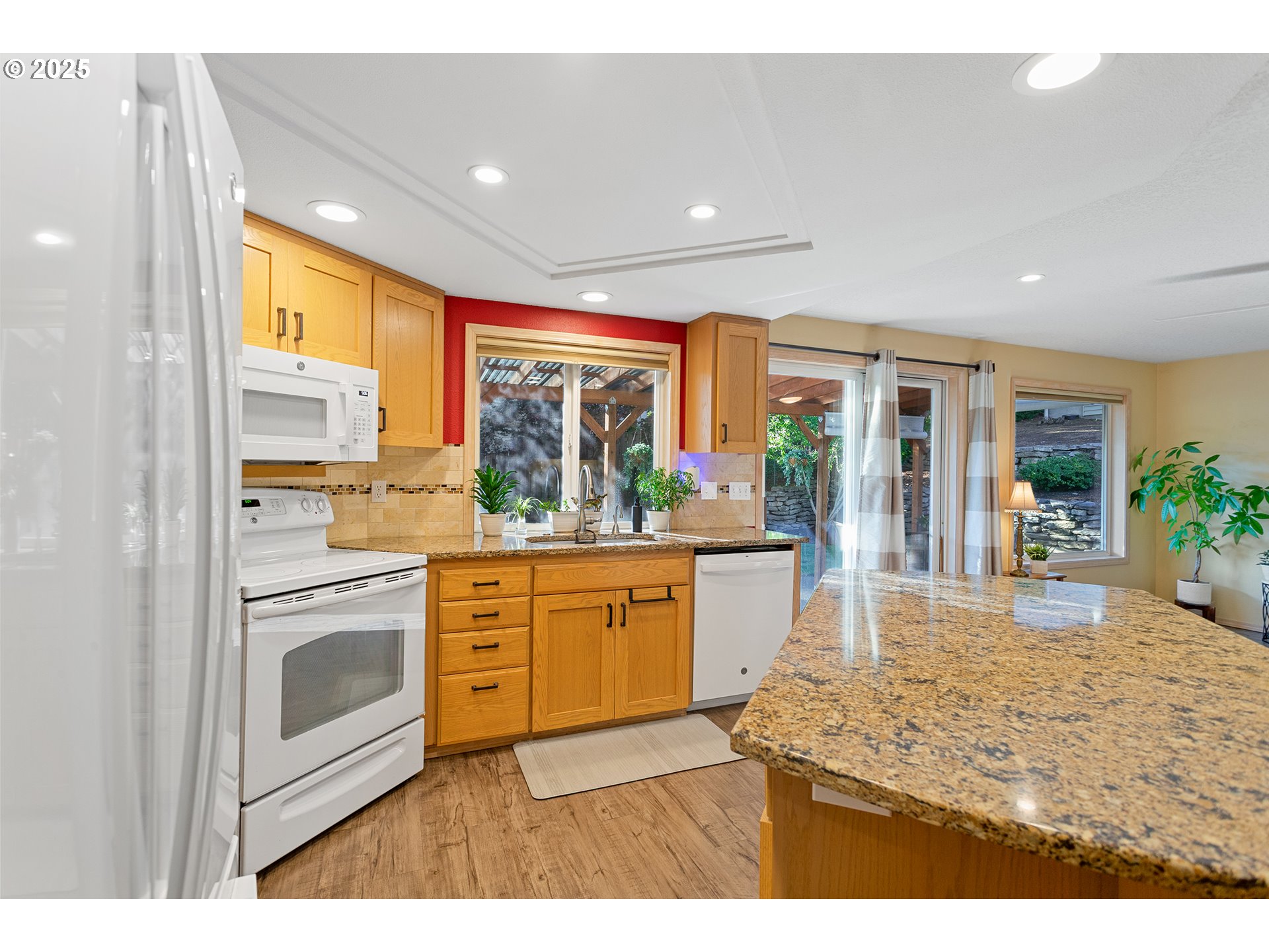16051 Southwest Refectory Place Portland, OR 97224 - Photo 16 of 45 Gallery Image 16