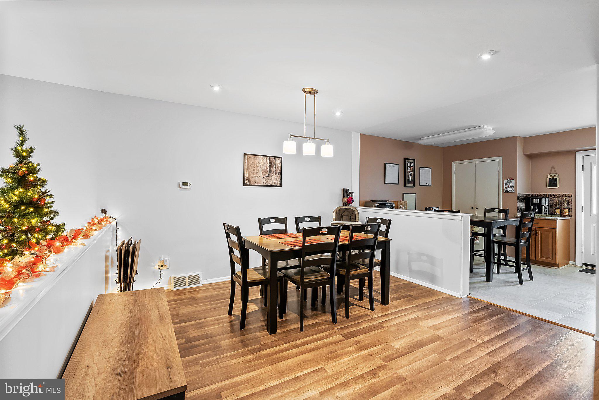 5129 Bay Road Bensalem, PA 19020 - Photo 4 of 20 Gallery Image 4