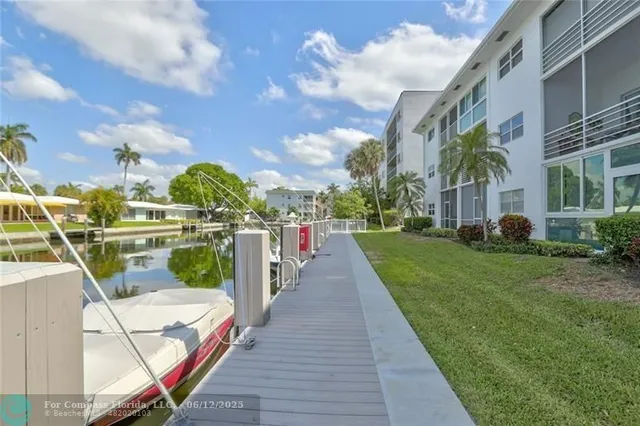 $450,000 | 1461 South Ocean Boulevard, Unit 226, Lauderdale-by-the-Sea, FL 33062