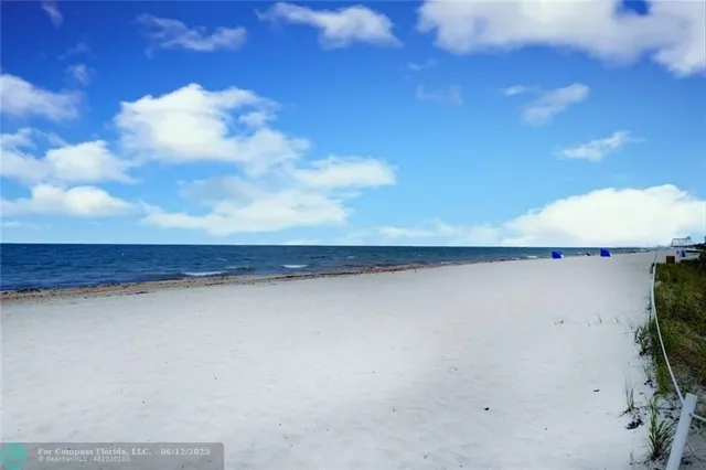 $450,000 | 1461 South Ocean Boulevard, Unit 226, Lauderdale-by-the-Sea, FL 33062