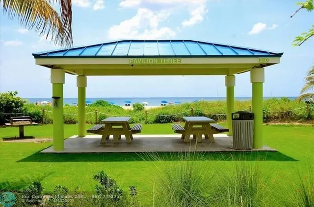 $450,000 | 1461 South Ocean Boulevard, Unit 226, Lauderdale-by-the-Sea, FL 33062