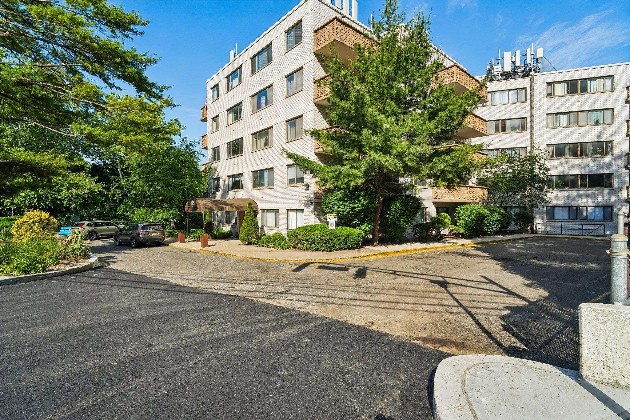 1375 River Road, Unit 1A Edgewater, NJ 07020 - Photo 16 of 17