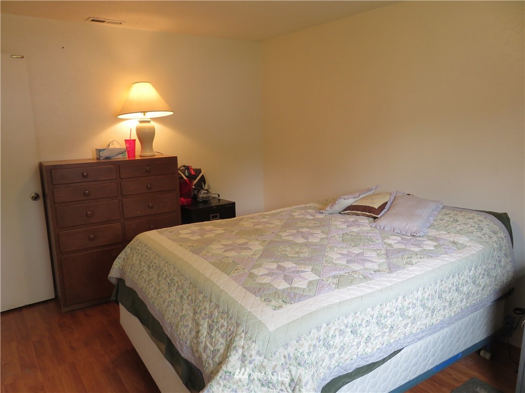 7002 East E Street Tacoma, WA 98404 - Photo 14 of 17