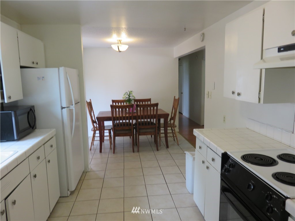7002 East E Street Tacoma, WA 98404 - Photo 4 of 17