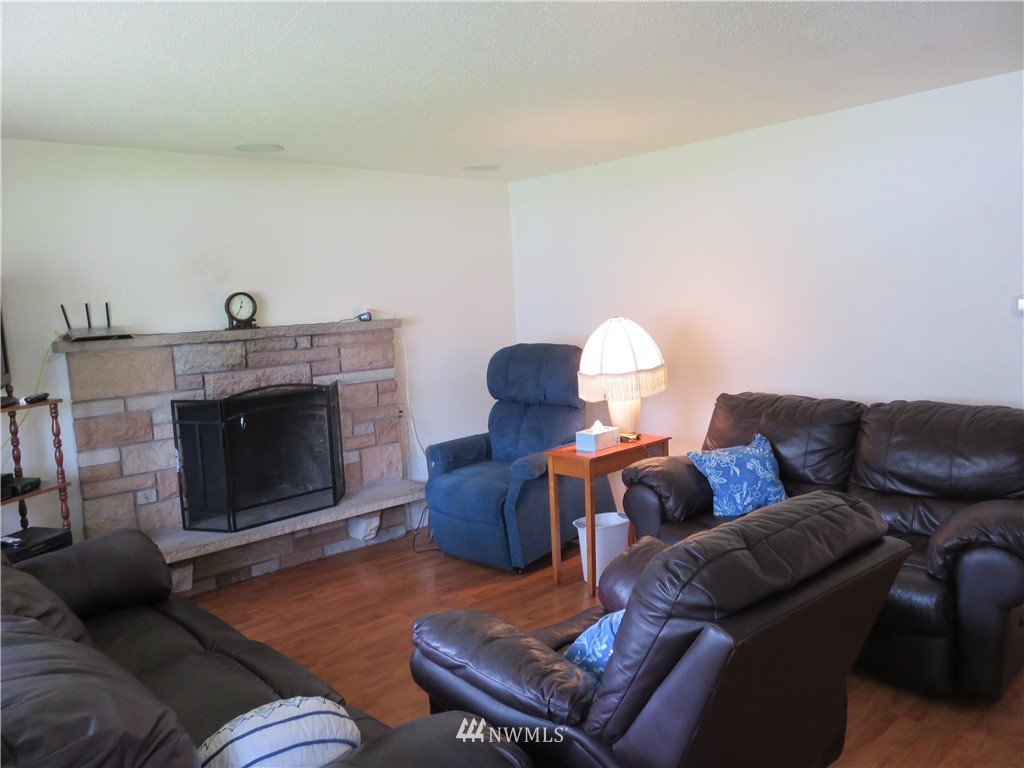 7002 East E Street Tacoma, WA 98404 - Photo 7 of 17