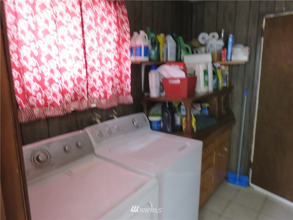 7002 East E Street Tacoma, WA 98404 - Photo 8 of 17