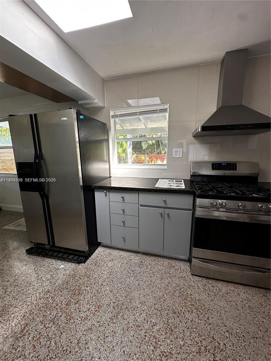 1561 Northeast 29th Street Pompano Beach, FL 33064 - Photo 11 of 16