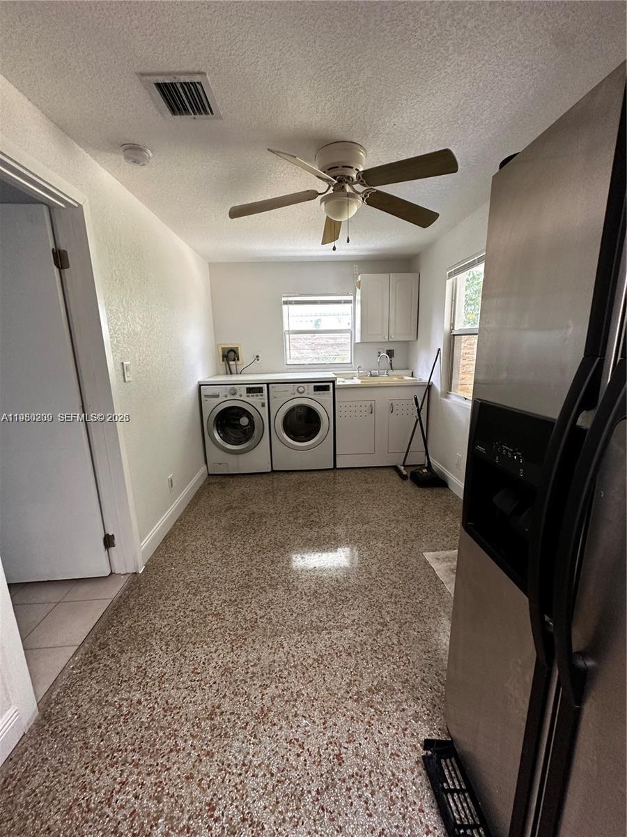1561 Northeast 29th Street Pompano Beach, FL 33064 - Photo 12 of 16