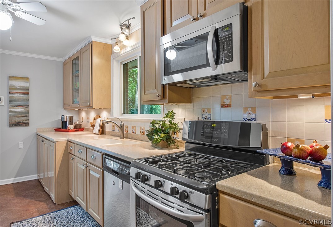 8742 Elm Road Richmond, VA 23235 - Photo 13 of 37 Gallery Image 13