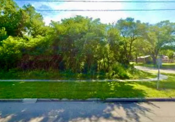 $29,900 | 12329 West Warner Street, Waukegan, IL 60087