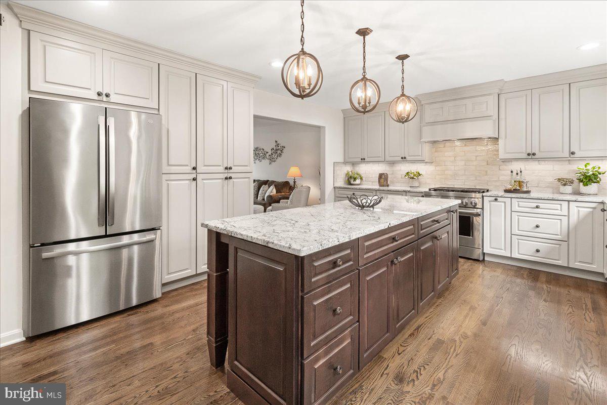 2428 Cobblestone Way Frederick, MD 21702 - Photo 13 of 83