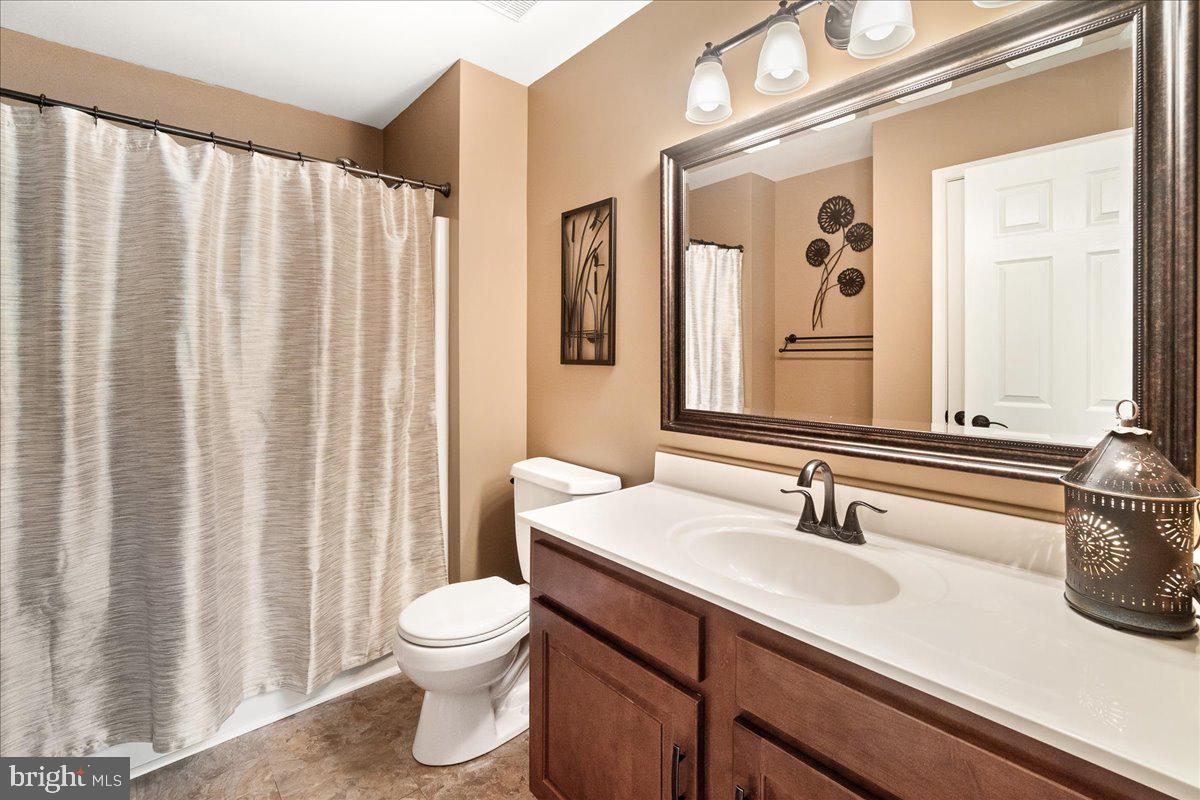 2428 Cobblestone Way Frederick, MD 21702 - Photo 25 of 83 Full bathroom on upper level