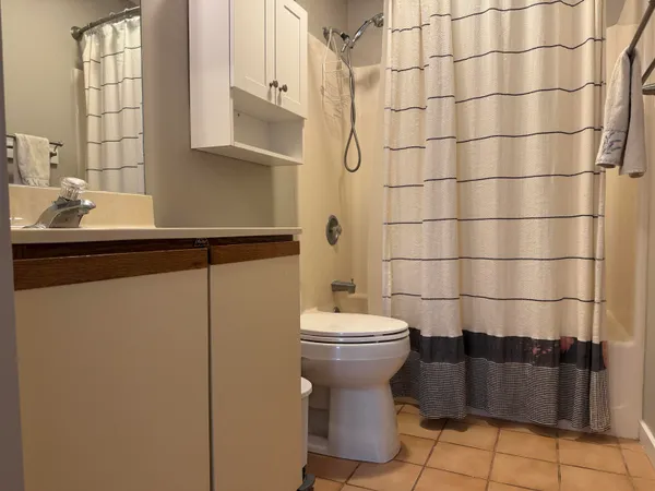 $2,500 | 158 Riverside Townhouses Road, Unit 7, Manchester, VT 05255