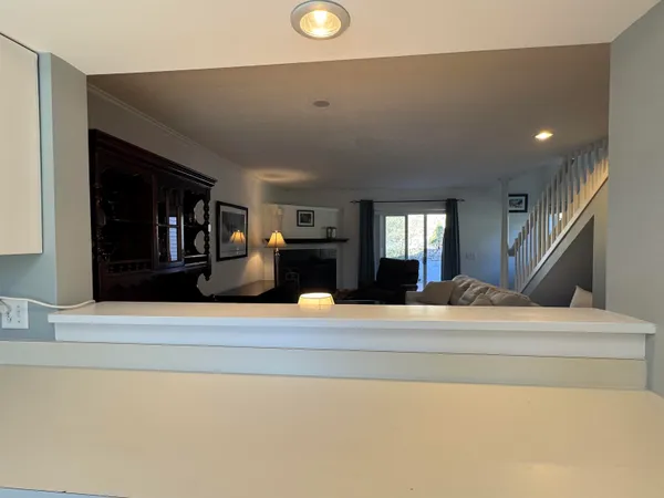 $2,500 | 158 Riverside Townhouses Road, Unit 7, Manchester, VT 05255