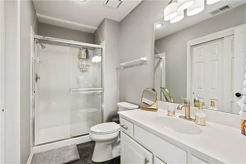 $570,000 | 12721 Grandview Street, Overland Park, KS 66213