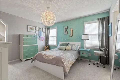 $570,000 | 12721 Grandview Street, Overland Park, KS 66213