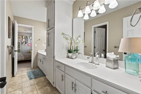 $570,000 | 12721 Grandview Street, Overland Park, KS 66213