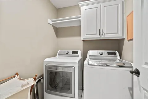 $570,000 | 12721 Grandview Street, Overland Park, KS 66213