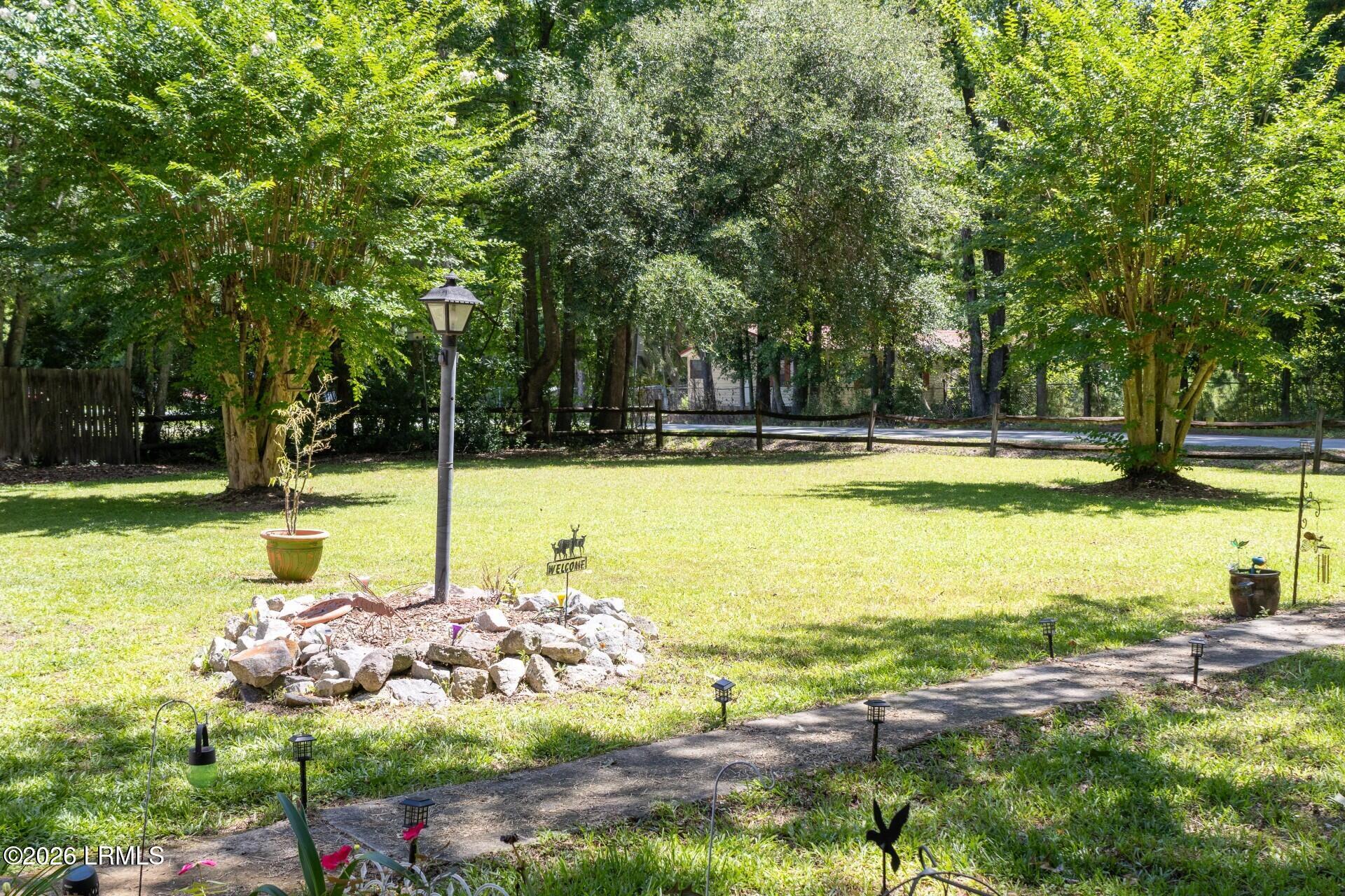 171 Stanley Road Beaufort, SC 29906 - Photo 11 of 28 342f468a-8142-4541-9854-32825b0a1dee