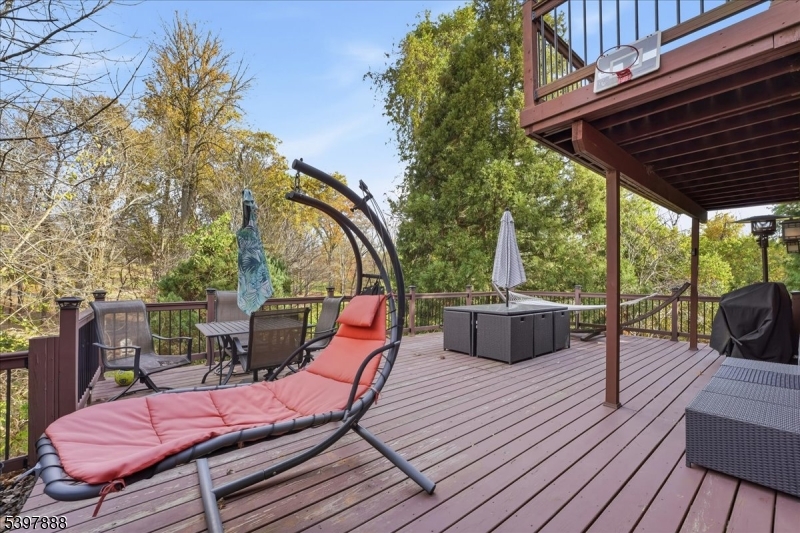 1605 Justin Place, Unit 1 Mountainside, NJ 07092 - Photo 7 of 43 a view of a chairs on the roof deck