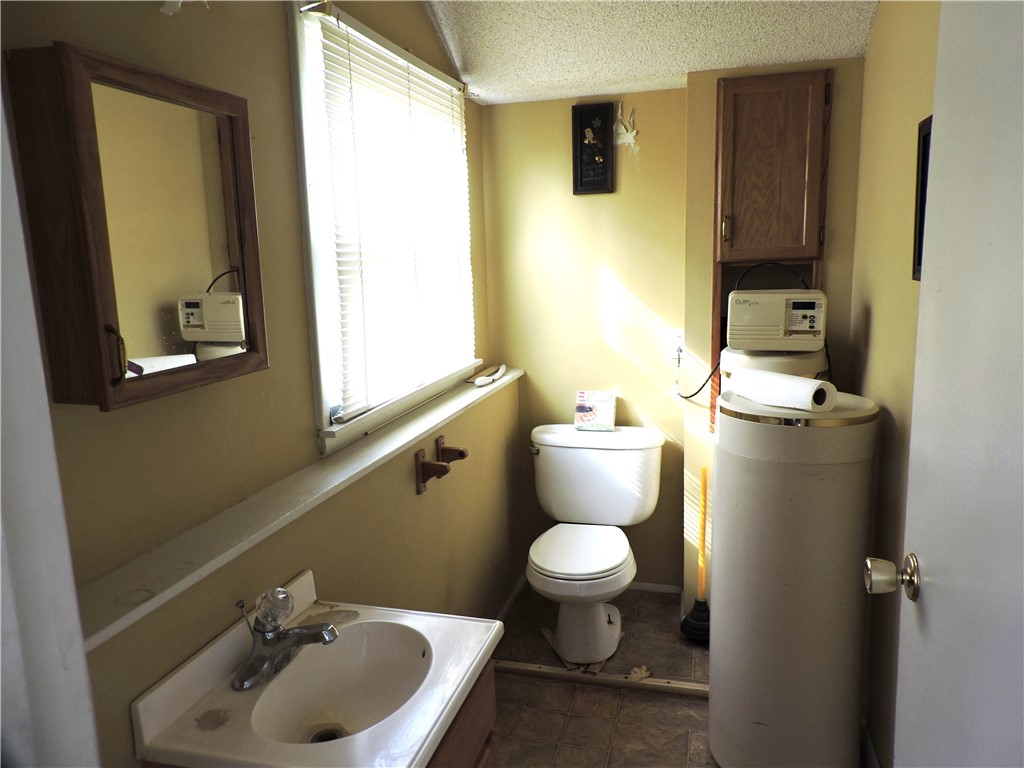 306 Poland Road Danville, IL 61834 - Photo 7 of 19